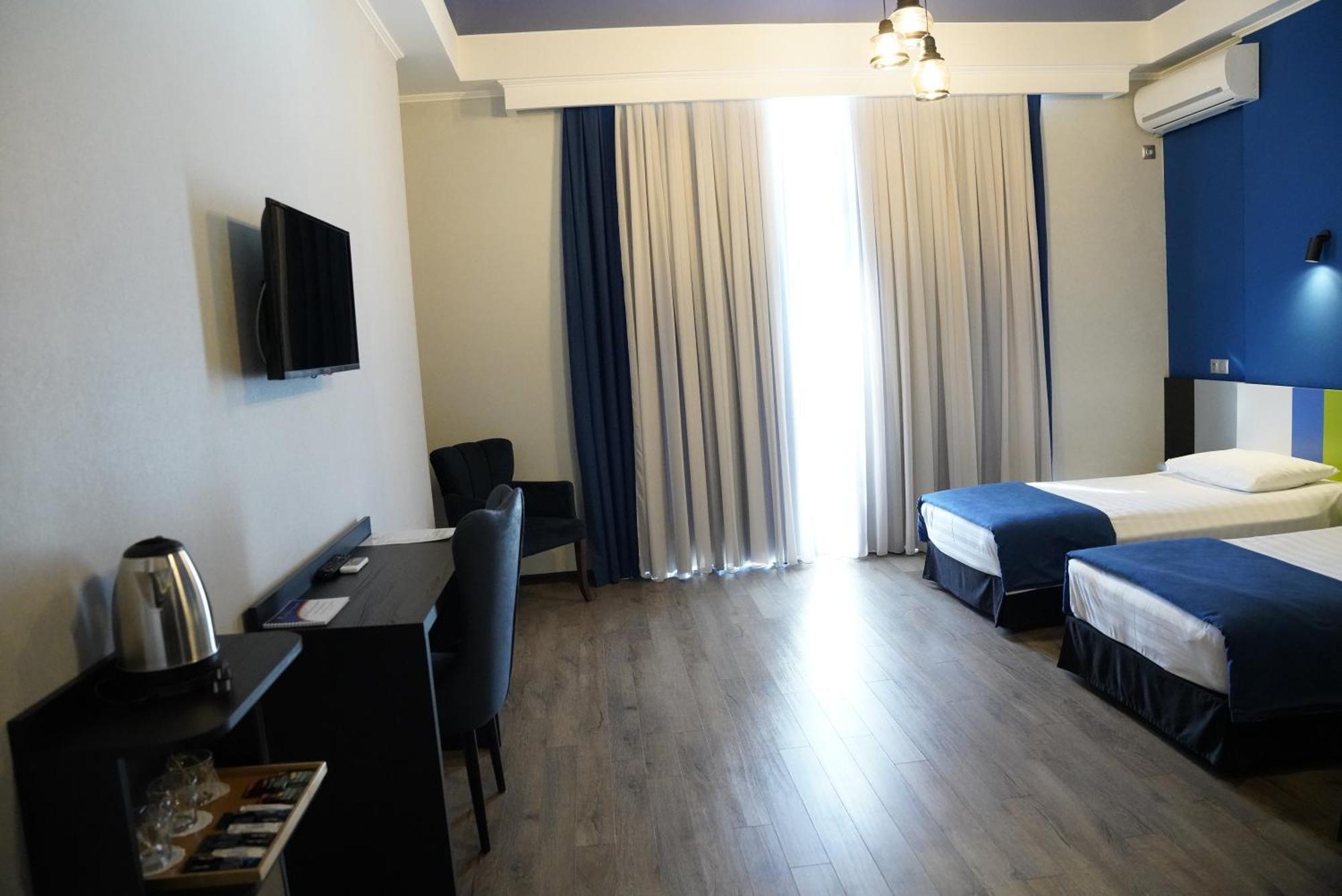 Hotel Panoramic Kutaisi Exterior foto